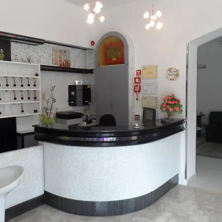 La Dolce Hotell 3*
